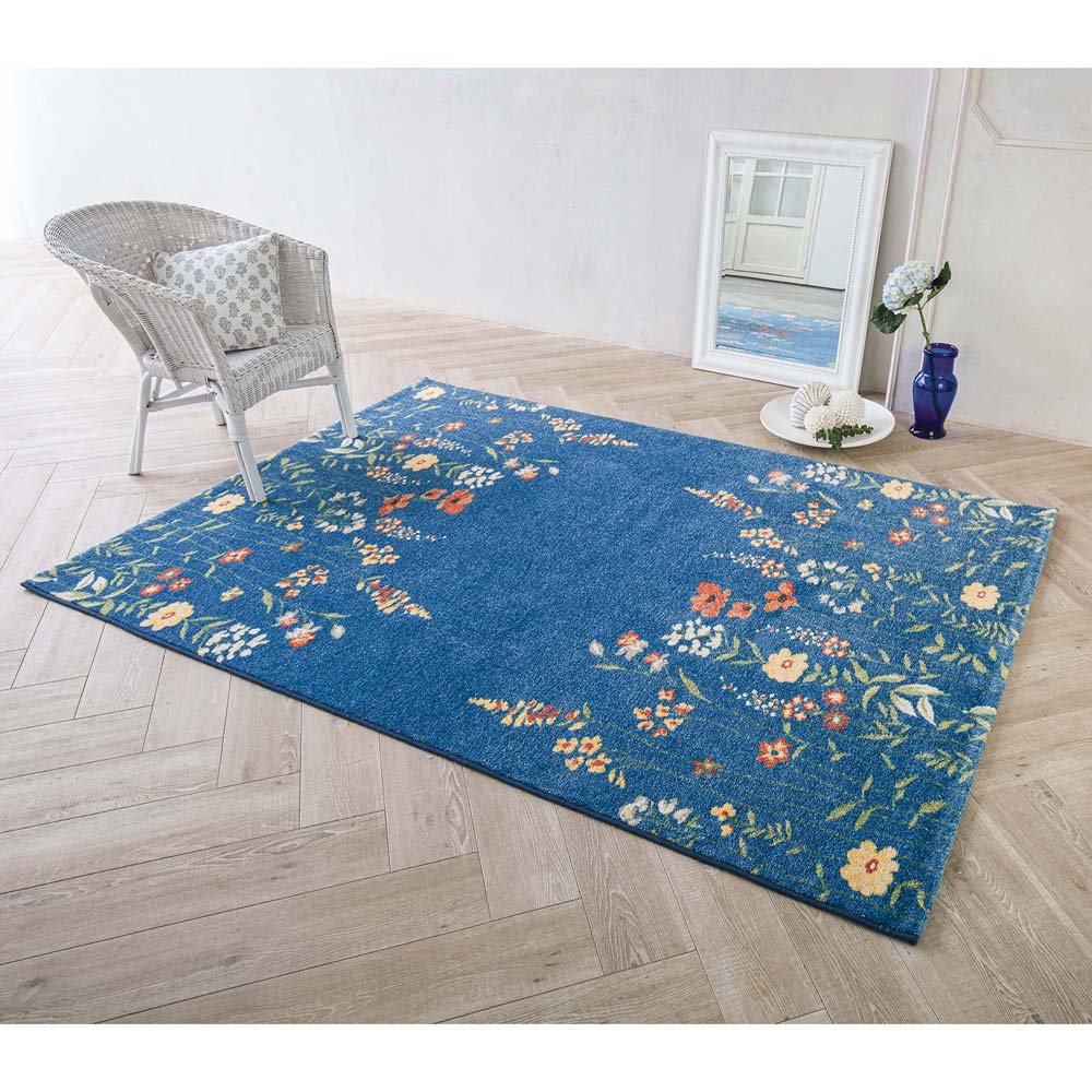 �x���M�[���E�B���g���D �ԕ����O �i�C�j�l�C�r�[�@���ʐ^�͖�160cm�~230cm�ł��B