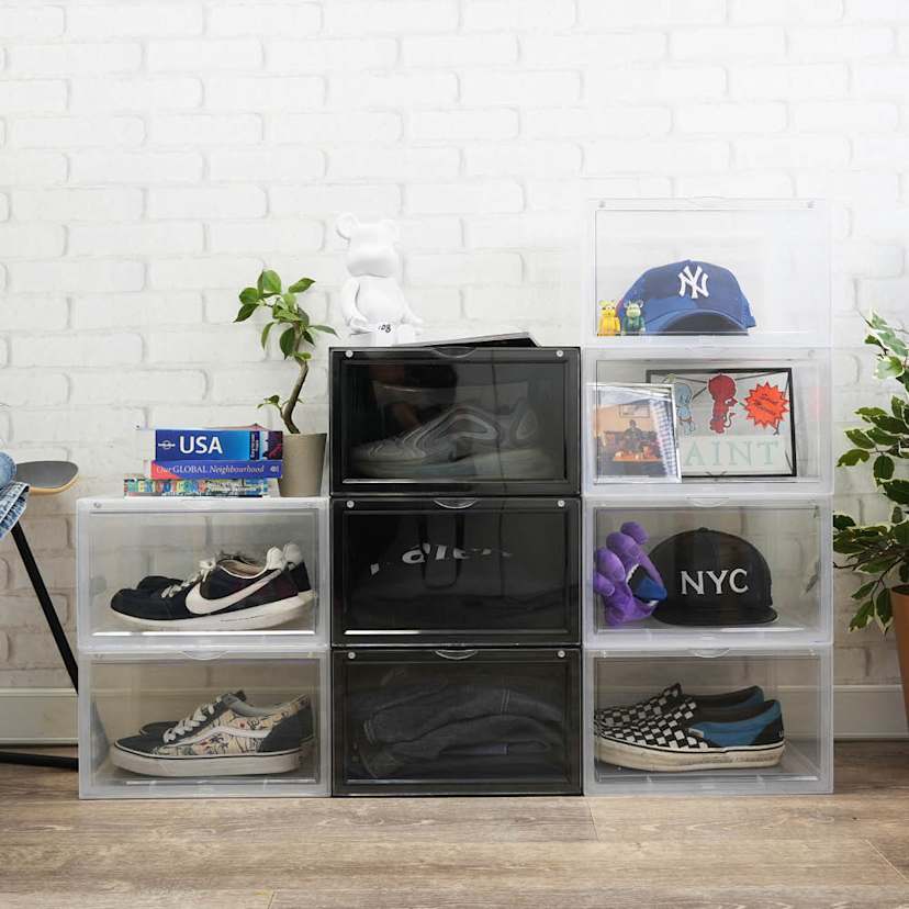 �X�^�b�L���O�f�B�X�v���C�P�[�X �����ăf�U�C�����y���݂����X�j�[�J�[�̓��C�h�^�C�v�ɉ������ɓ����ƃC���e���A�ɉf���܂��B