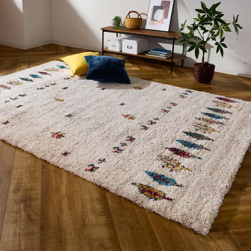 �g���R���@�E�B���g���D�M���b�x���i�`���������O �i�A�j�A�C�{���[160�~230cm�@�i�`�������~�G�X�j�b�N�̑g�ݍ��킹���f�G�B�f�U�C�����Ƒϋv�������˔��������O�ł�